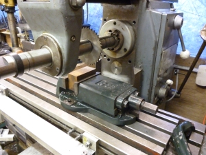 430 horizontal milling with a vice